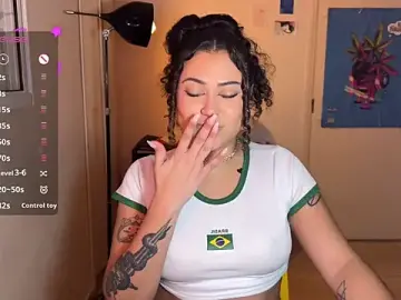 Stripchat Free Live Porn of ann4montez_