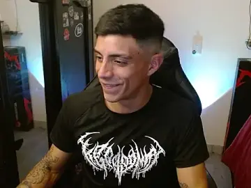 Stripchat Live Sex of kv___xxx_