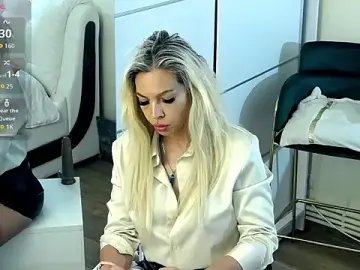 Stripchat Live Porn of SarraAllford