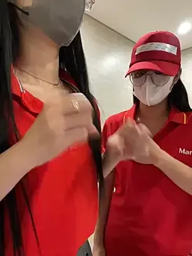 Stripchat Best live sex cam show of Sneaky_Cumshoot