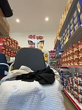 Stripchat Private Sex Chat of Sneaky_Cumshoot