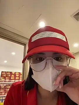 Stripchat Live Porn of Sneaky_Cumshoot