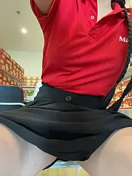 Stripchat Sex Chat of Sneaky_Cumshoot