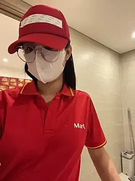 Stripchat Sex Chat of Sneaky_Cumshoot
