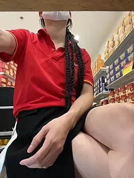 Stripchat Best Webcam of Sneaky_Cumshoot
