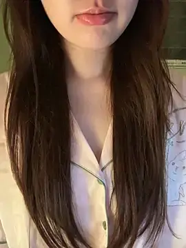 Stripchat Free Porn Cam of Uyennii02