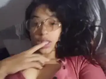 Stripchat Free Live Porn of Nylah_Doll