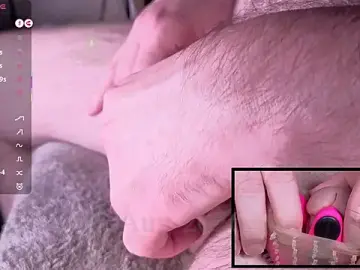 Stripchat Best Webcam of controlmytoys