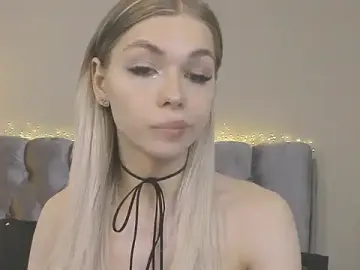 Stripchat Nude Webcam of Blondy_Fina