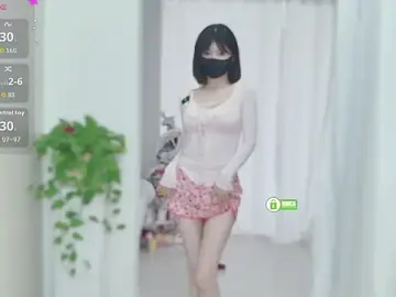 Stripchat Free Porn Cam of 476952-