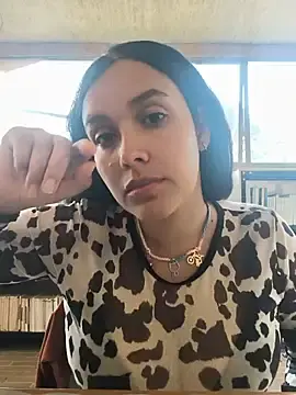 Stripchat Watch Live Sex Cams of Annya-sweet