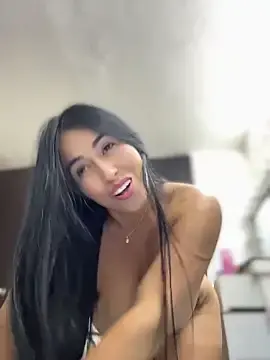 Stripchat Adult Webcams of areviklusine1