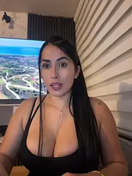 Stripchat Best Webcam of areviklusine1