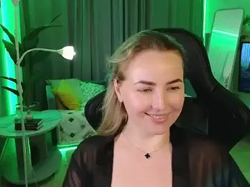 Stripchat Adult Webcam of Mira_Mermayd