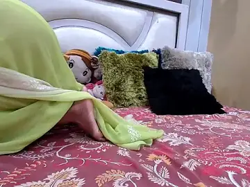 Stripchat Sex Cam of yourradhika