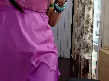 Stripchat Live Porn of yourradhika