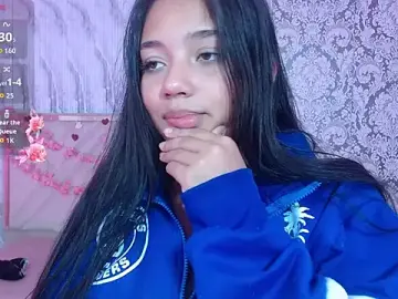 Stripchat Live Sex Cam of Liilith_tay1