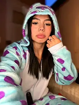 Stripchat Live Porn of Laura-Khalifa
