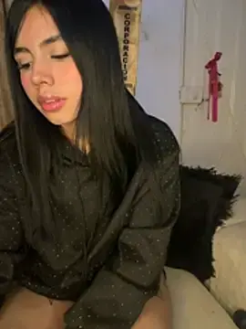 Stripchat Live Sex of Laura-Khalifa