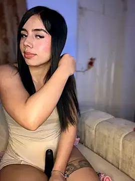 Stripchat Best live sex cam show of Laura-Khalifa