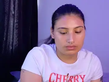 Stripchat Live Sex Cam of Linda_andrew