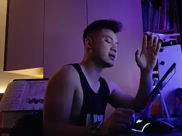 Stripchat Free Porn Cam of OnlyMan90