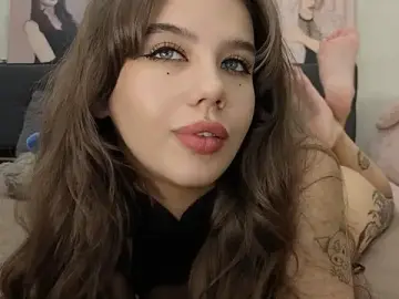 Stripchat Live Sex Cam of dolly_ll