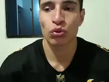 Stripchat Free Porn Cam of jack_pergurtson01
