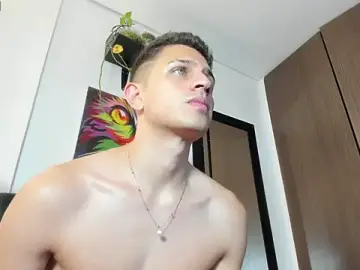 Stripchat Nude Webcam of kevin_ahss