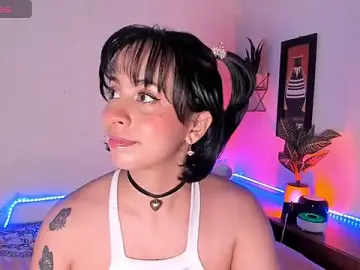 Stripchat Live Sex of adriannyp_1