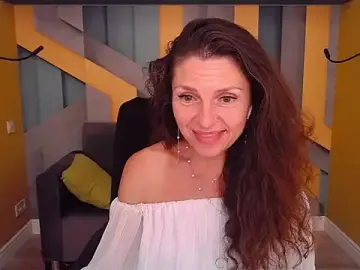 Stripchat Live Sex Cam of EllaLong