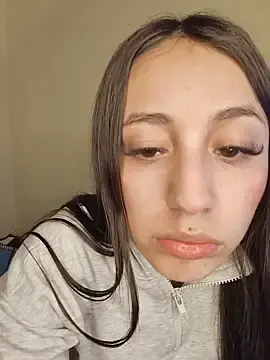Stripchat Sex Cam of StefaniaFoxx_