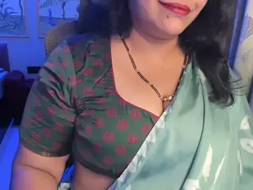 Stripchat Sex Cam of tarivishu11