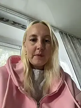 Stripchat Free Live Porn of MerlinDave