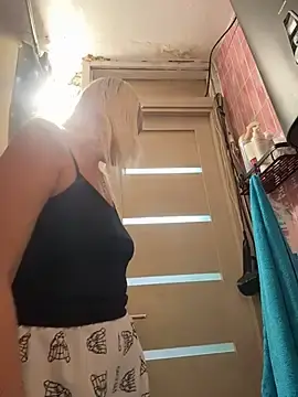 Stripchat Watch Live Sex Cams of MerlinDave