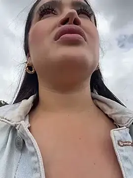 Stripchat Watch Live Sex Cams of Sara_fun