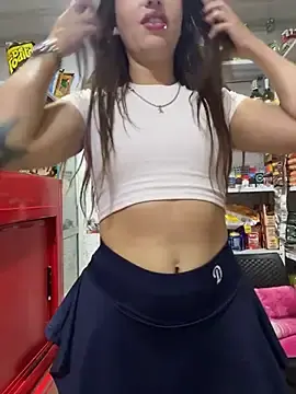Stripchat Free Live Porn of Sara_fun