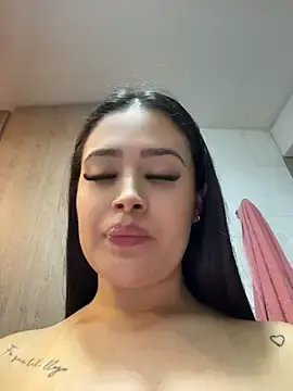Stripchat Adult Webcam of Sara_fun