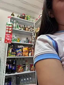Stripchat Free Porn Cam of Sara_fun