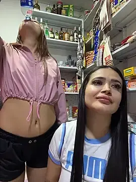 Stripchat Watch Live Sex Cams of Sara_fun