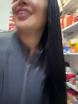 Stripchat Free Live Porn of Sara_fun
