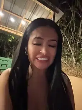 Stripchat Free Live Porn of Sara_fun