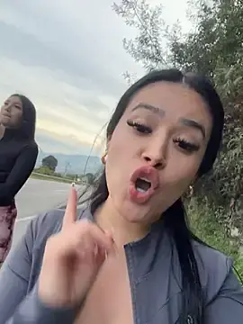 Stripchat Watch Live Sex Cams of Sara_fun