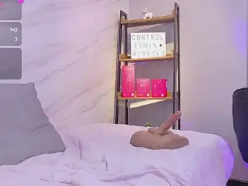Stripchat Live Porn of mia_gold_