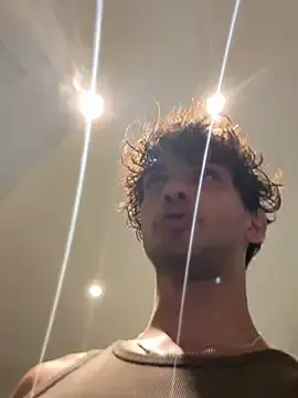 Stripchat Sex Cam of Gipsyboysteve