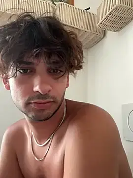 Stripchat Live Sex Cam of Gipsyboysteve