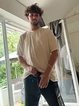 Stripchat Live Sex Cam of Gipsyboysteve