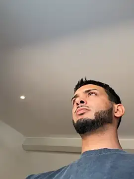 Stripchat Free Porn Cam of Gipsyboysteve