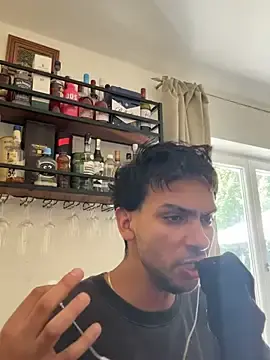 Stripchat Live Sex Cam of Gipsyboysteve