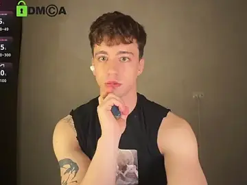 Stripchat Live Porn of VincentSmith02